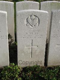 Bailleul Communal Cemetery Extension (Nord) - Little, M