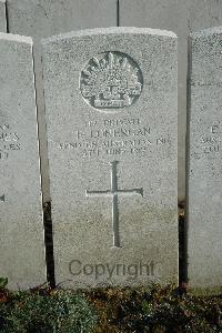 Bailleul Communal Cemetery Extension (Nord) - Lonergan, E