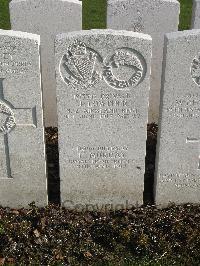Bailleul Communal Cemetery Extension (Nord) - Lowther, John