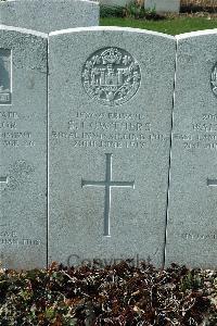 Bailleul Communal Cemetery Extension (Nord) - Lowthers, S