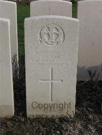 Bailleul Communal Cemetery Extension (Nord) - Luxton, J