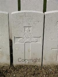 Bailleul Communal Cemetery Extension (Nord) - Lyon, L