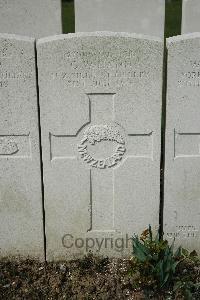 Bailleul Communal Cemetery Extension (Nord) - Mann, Charles William