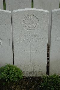 Bailleul Communal Cemetery Extension (Nord) - Mason, William John