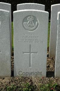 Bailleul Communal Cemetery Extension (Nord) - Mather, A