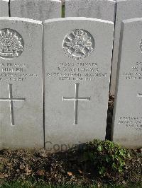 Bailleul Communal Cemetery Extension (Nord) - Mathias, G