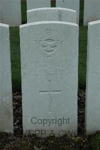 Bailleul Communal Cemetery Extension (Nord) - Matthews, Herbert Frederick