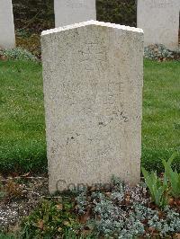 Bailleul Communal Cemetery Extension (Nord) - Maucke, Max