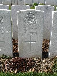 Bailleul Communal Cemetery Extension (Nord) - May, W J