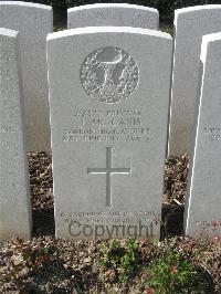 Bailleul Communal Cemetery Extension (Nord) - McCann, J