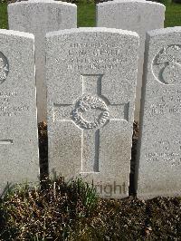 Bailleul Communal Cemetery Extension (Nord) - McGrath, John