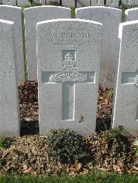 Bailleul Communal Cemetery Extension (Nord) - McKenzie, William Samuel