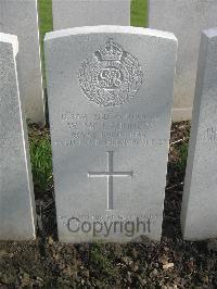 Bailleul Communal Cemetery Extension (Nord) - McLaughlin, W