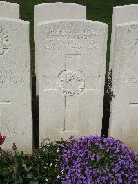 Bailleul Communal Cemetery Extension (Nord) - McLaughlin, John Joseph