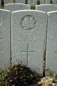 Bailleul Communal Cemetery Extension (Nord) - McLean, J L