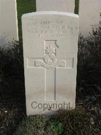 Bailleul Communal Cemetery Extension (Nord) - McLoughlin, J P