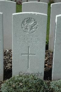 Bailleul Communal Cemetery Extension (Nord) - McMurtrie, James