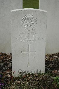 Bailleul Communal Cemetery Extension (Nord) - McNally, M