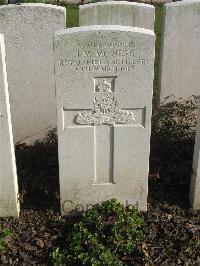 Bailleul Communal Cemetery Extension (Nord) - McNess, James Morris