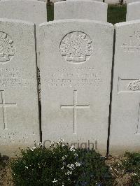 Bailleul Communal Cemetery Extension (Nord) - McTague, Bernard Michael