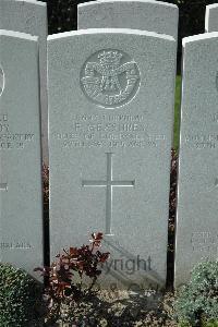 Bailleul Communal Cemetery Extension (Nord) - Measures, F