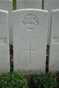 Bailleul Communal Cemetery Extension (Nord) - Melville, E