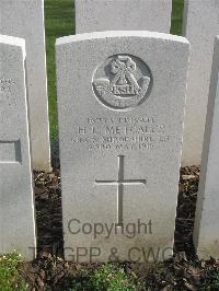 Bailleul Communal Cemetery Extension (Nord) - Metcalf, H L