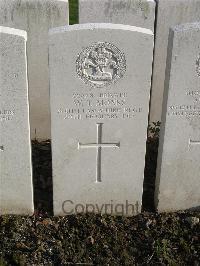 Bailleul Communal Cemetery Extension (Nord) - Monks, W T