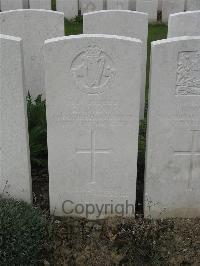 Bailleul Communal Cemetery Extension (Nord) - Moran, Edward
