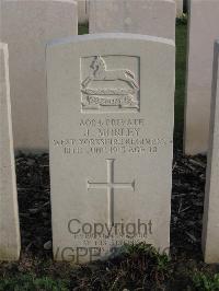 Bailleul Communal Cemetery Extension (Nord) - Morley, J