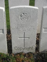 Bailleul Communal Cemetery Extension (Nord) - Mulholland, B