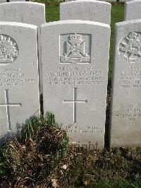 Bailleul Communal Cemetery Extension (Nord) - Mullings, William
