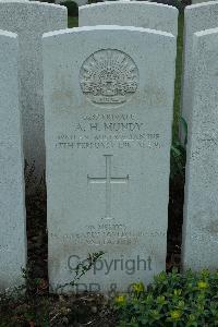 Bailleul Communal Cemetery Extension (Nord) - Mundy, Adrian Henry