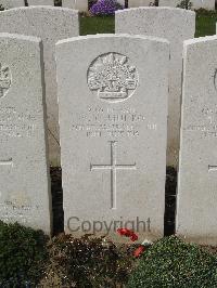 Bailleul Communal Cemetery Extension (Nord) - Munro, C C