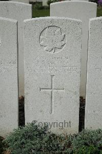 Bailleul Communal Cemetery Extension (Nord) - Murray, J S