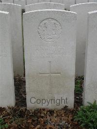 Bailleul Communal Cemetery Extension (Nord) - Mutter, A