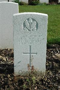 Bailleul Communal Cemetery Extension (Nord) - Newell, Thomas Stanley