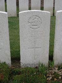 Bailleul Communal Cemetery Extension (Nord) - Newman, G