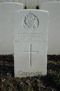 Bailleul Communal Cemetery Extension (Nord) - Nicholl, Alfred Ernest