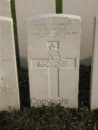 Bailleul Communal Cemetery Extension (Nord) - Noble, G W