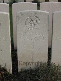 Bailleul Communal Cemetery Extension (Nord) - Osmand, G J F
