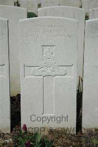 Bailleul Communal Cemetery Extension (Nord) - Parsons, W R