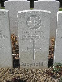 Bailleul Communal Cemetery Extension (Nord) - Paterson, B M