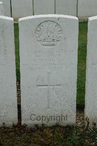 Bailleul Communal Cemetery Extension (Nord) - Pavier, E W