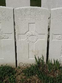 Bailleul Communal Cemetery Extension (Nord) - Pearson, William Robert