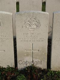 Bailleul Communal Cemetery Extension (Nord) - Peck, C