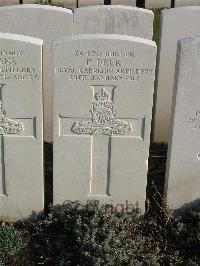 Bailleul Communal Cemetery Extension (Nord) - Peek, E