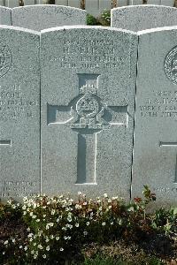 Bailleul Communal Cemetery Extension (Nord) - Pelham, H