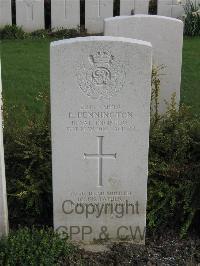 Bailleul Communal Cemetery Extension (Nord) - Pennington, E