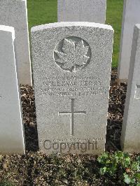 Bailleul Communal Cemetery Extension (Nord) - Perry, William